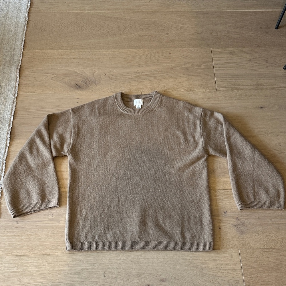 H&M Women's Crewneck Sweater in Warm Taupe
